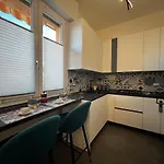 Blue Moon With Wi-fi And Parking Apartment