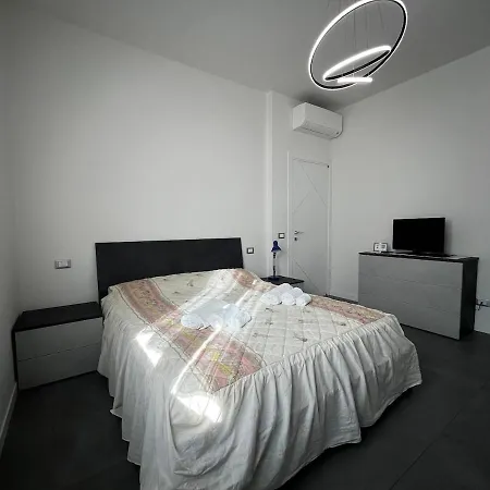 Blue Moon With Wi-fi And Parking Apartment