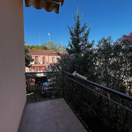 Blue Moon With Wi-fi And Parking Apartment Desenzano del Garda